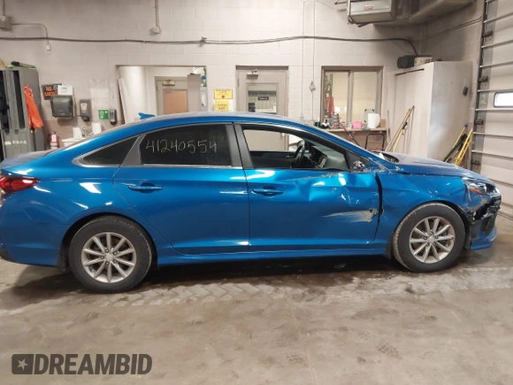 2018 Hyundai Sonata SE with VIN 5NPE24AF3JH690907, listed as a IAAI auction lot 41240554 with 35,457 mi miles and . Bid and sale history available at DreamBid. Image 13.