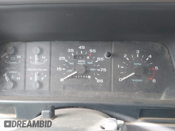 1994 Ford Explorer z VIN 1FMCU22X2RUC98656, wystawiony jako IAAI lot #41775781 z przebiegiem 140 598 mil mil oraz . Historia ofert i sprzedaży dostępna na DreamBid. Obrazek 7.