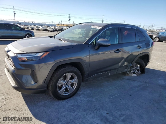 2022 Toyota RAV4 XLE with VIN 2T3W1RFV8NW206412, listed as a Copart auction lot 42016035 with 63,808 mi miles and Salvage Title. Bid and sale history available at carsss.com. Image 1.