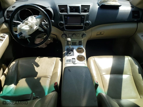 2013 Toyota Highlander with VIN 5TDZK3EH3DS115700, listed as a Copart auction lot 50518195 with 104,040 mi miles and Salvage Title. Bid and sale history available at carsss.com. Image 8.