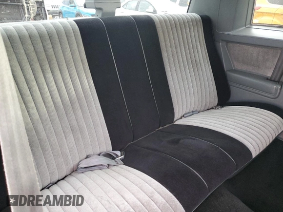 1986 Buick Regal with VIN 1G4GK4771GP428305, listed as a Copart auction lot 81919944 with 943 mi miles and Clean Title. Bid and sale history available at DreamBid. Image 10.