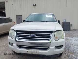 2008 Ford Explorer XLT with VIN 1FMEU63E38UB07385, listed as a IAAI auction lot 42300707 with 305,049 mi miles and . Bid and sale history available at DreamBid. Image 6.