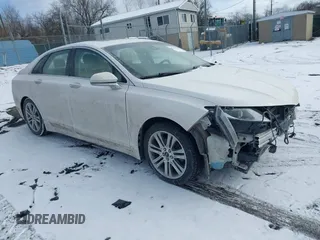 2014 Lincoln MKZ Hybrid with VIN 3LN6L2LU5ER809332, listed as a IAAI auction lot 41637633 with 129,592 mi miles. Bid and sale history available at carsss.com. Image 1.
