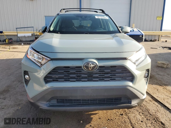 2019 Toyota RAV4 XLE with VIN 2T3P1RFV2KW020266, listed as a Copart auction lot 52183905 with 64,540 mi miles and Salvage title. Bid and sale history available at DreamBid. Image 5.