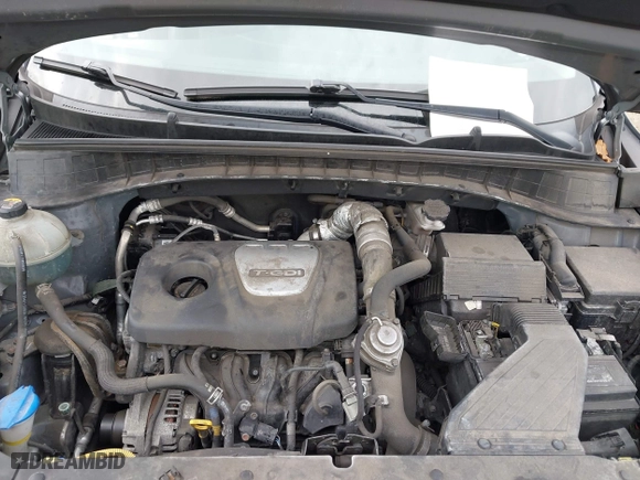 2017 Hyundai Tucson Value with VIN KM8J33A21HU359113, listed as a IAAI auction lot 41897638 with 80,010 mi miles. Bid and sale history available at carsss.com. Image 10.