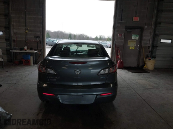 2012 Mazda 3 i Grand Touring with VIN JM1BL1W88C1677511, listed as a IAAI auction lot 42099443 with 185,138 mi miles and . Bid and sale history available at DreamBid. Image 16.