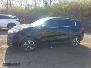 2020 Kia Sportage LX with VIN KNDPM3AC8L7828578, listed as a IAAI auction lot 41938582 with 55,831 mi miles. Bid and sale history available at carsss.com. Image 20.