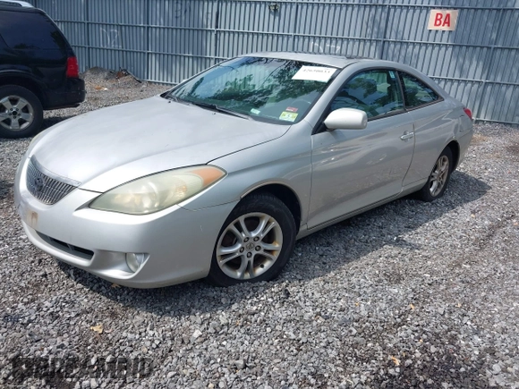 2005 Toyota Solara SE with VIN 4T1CE30PX5U976490, listed as a IAAI auction lot 42650033 with 222,431 mi miles and . Bid and sale history available at DreamBid. Image 2.