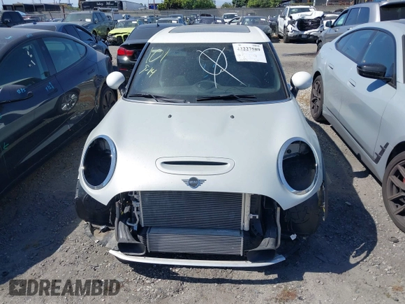2019 MINI Hardtop 4 Door Cooper S with VIN WMWXU3C54K2H88672, listed as a IAAI auction lot 42227589 with 6,203 mi miles and . Bid and sale history available at DreamBid. Image 13.