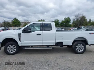 2024 Ford F-250 XL с VIN 1FT7X2BN5RED47418, выставлен на аукционе IAAI как лот 42049571 с пробегом 3 834 миль миль и . История ставок и продаж доступна на DreamBid. Изображение 14.