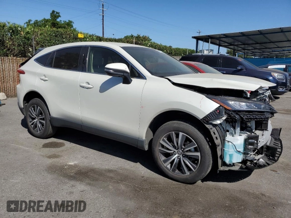 2022 Toyota Venza LE with VIN JTEAAAAH8NJ098137, listed as a Copart auction lot 57972254 with 20,066 mi miles and Salvage Title. Bid and sale history available at carsss.com. Image 4.