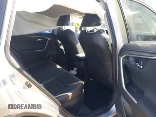 2020 Toyota RAV4 Hybrid Limited with VIN JTMD6RFV8LD005550, listed as a IAAI auction lot 41827821 with 26,073 mi miles. Bid and sale history available at carsss.com. Image 8.