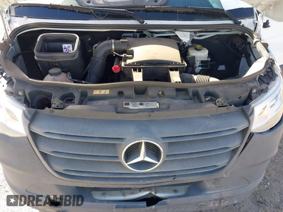 2021 Mercedes-Benz Sprinter Cargo with VIN W1Y40CHY2MT062027, listed as a IAAI auction lot 41795059 with 103,786 mi miles. Bid and sale history available at carsss.com. Image 10.