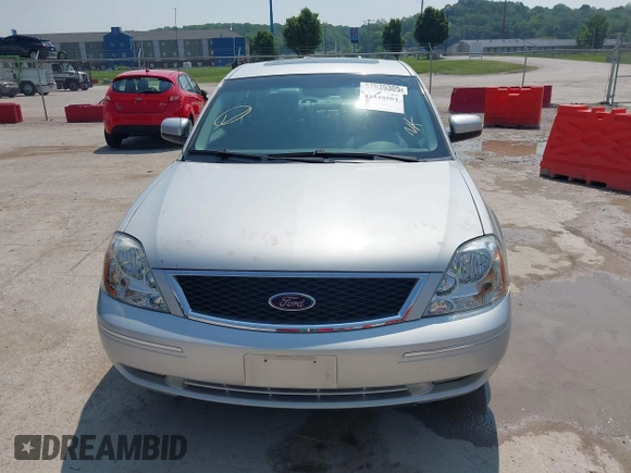 2005 Ford Five Hundred SEL with VIN 1FAHP24105G161224, listed as a IAAI auction lot 42448504 with Not provided miles and . Bid and sale history available at DreamBid. Image 11.