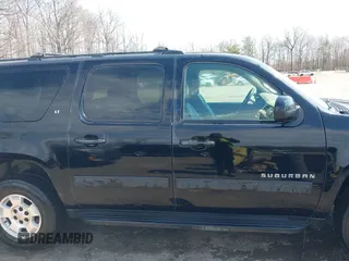 2013 Chevrolet Suburban LT с VIN 1GNSKJE72DR356781, выставлен на аукционе IAAI как лот 41908071 с пробегом 258 688 миль миль и . История ставок и продаж доступна на DreamBid. Изображение 13.