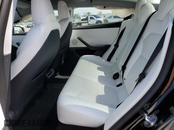 2025 Tesla Model 3 Long Range with VIN 5YJ3E1EA8SF918928, listed as a Copart auction lot 53454155 with 2,061 mi miles and Salvage title. Bid and sale history available at DreamBid. Image 10.