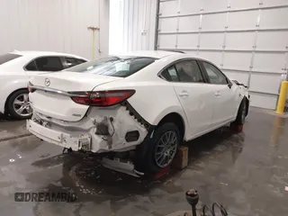 2018 Mazda Mazda6 Touring with VIN JM1GL1VM2J1324151, listed as a IAAI auction lot 41798049 with 37,415 mi miles. Bid and sale history available at carsss.com. Image 4.
