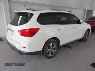 2017 Nissan Pathfinder SV z VIN 5N1DR2MN3HC674075, wystawiony jako IAAI lot #42435222 z przebiegiem 164 839 mil mil oraz . Historia ofert i sprzedaży dostępna na DreamBid. Obrazek 4.