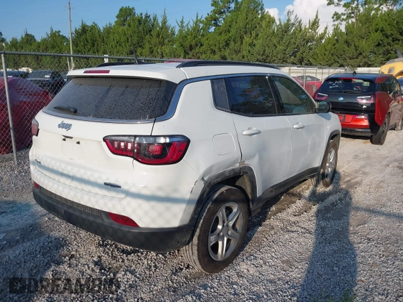2024 Jeep Compass Latitude with VIN 3C4NJDBN5RT607238, listed as a IAAI auction lot 42732895 with 43,063 mi miles and . Bid and sale history available at DreamBid. Image 4.