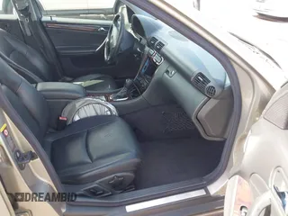 2003 Mercedes-Benz C 240 с VIN WDBRF61J03A455895, выставлен на аукционе IAAI как лот 42478695 с пробегом 188 624 миль миль и . История ставок и продаж доступна на DreamBid. Изображение 5.