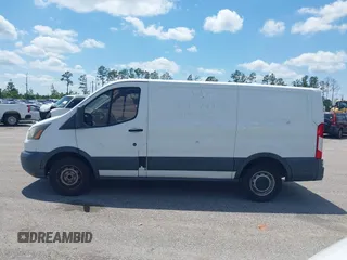 2017 Ford Transit z VIN 1FTYE1YM5HKA34470, wystawiony jako IAAI lot #42245048 z przebiegiem 149 437 mil mil oraz . Historia ofert i sprzedaży dostępna na DreamBid. Obrazek 14.