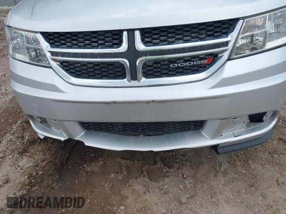 2014 Dodge Journey SE with VIN 3C4PDCAB2ET166065, listed as a IAAI auction lot 42137057 with 194,775 mi miles. Bid and sale history available at carsss.com. Image 6.