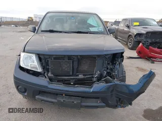 2019 Nissan Frontier SV z VIN 1N6AD0ER7KN883551, wystawiony jako IAAI lot #41227766 z przebiegiem 109 358 mil mil oraz . Historia ofert i sprzedaży dostępna na DreamBid. Obrazek 12.
