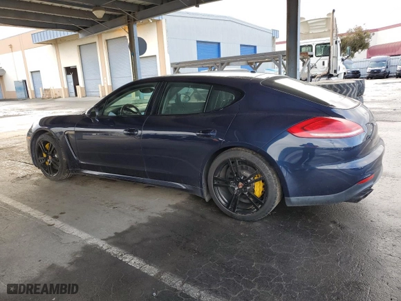 2014 Porsche Panamera S with VIN WP0AB2A78EL055520, listed as a Copart auction lot 51475935 with 41,627 mi miles and Salvage Title. Bid and sale history available at carsss.com. Image 2.