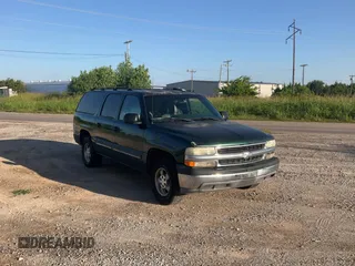 2001 Chevrolet Suburban LS with VIN 3GNEC16T51G289417, listed as a Copart auction lot 64549525 with 232,742 mi miles and Clean title. Bid and sale history available at DreamBid. Image 1.