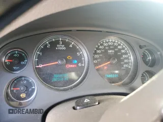 2008 GMC Yukon SLE w/3SA with VIN 1GKFC13C88R167294, listed as a Copart auction lot 50894945 with 207,268 mi miles and Salvage Title. Bid and sale history available at carsss.com. Image 9.