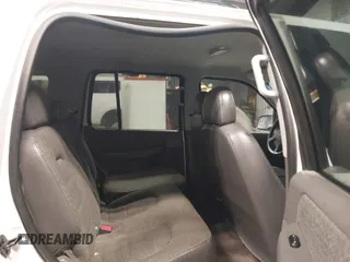 2004 Ford Explorer XLS z VIN 1FMZU72K14ZB03010, wystawiony jako IAAI lot #41240957 z przebiegiem 185 144 mil mil oraz . Historia ofert i sprzedaży dostępna na DreamBid. Obrazek 8.