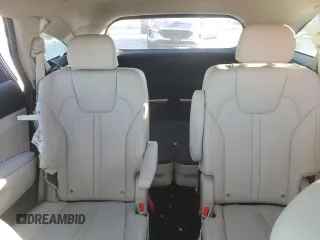 2025 Kia Sorento Hybrid EX with VIN KNDRHDJG9S5289243, listed as a Copart auction lot 84299744 with 7,406 mi miles and Salvage Title. Bid and sale history available at carsss.com. Image 10.