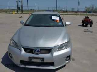 2012 Lexus CT 200h z VIN JTHKD5BH5C2115729, wystawiony jako IAAI lot #41861970 z przebiegiem 109 760 mil mil oraz . Historia ofert i sprzedaży dostępna na DreamBid. Obrazek 6.