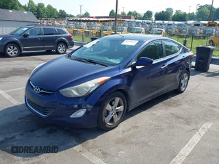 2013 Hyundai Elantra GLS с VIN 5NPDH4AE1DH239769, выставлен на аукционе IAAI как лот 42259765 с пробегом 167 046 миль миль и . История ставок и продаж доступна на DreamBid. Изображение 17.