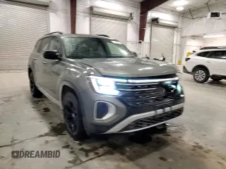 2024 Volkswagen Atlas Peak Edition SE z VIN 1V2CR2CA2RC595138, wystawiony jako Copart lot #57865435 z przebiegiem 24 039 mil mil oraz Szkoda całkowita • Salvage title. Historia ofert i sprzedaży dostępna na DreamBid. Obrazek 14.