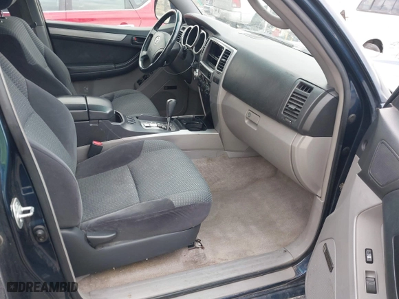 2005 Toyota 4Runner SR5 with VIN JTEBU14R958045762, listed as a IAAI auction lot 41703309 with 203,120 mi miles. Bid and sale history available at carsss.com. Image 5.