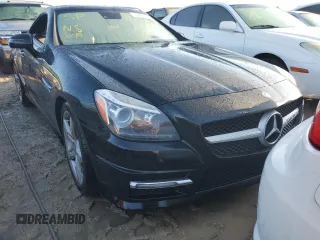 2014 Mercedes-Benz SLK-Class SLK 350 with VIN WDDPK5HA4EF076348, listed as a Copart auction lot 73829014 with 0 mi miles and Salvage Title. Bid and sale history available at carsss.com. Image 5.