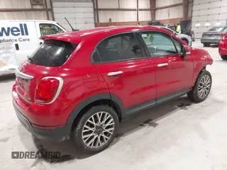 2016 FIAT 500X Trekking z VIN ZFBCFYCT7GP512617, wystawiony jako IAAI lot #42344947 z przebiegiem 146 656 mil mil oraz . Historia ofert i sprzedaży dostępna na DreamBid. Obrazek 4.