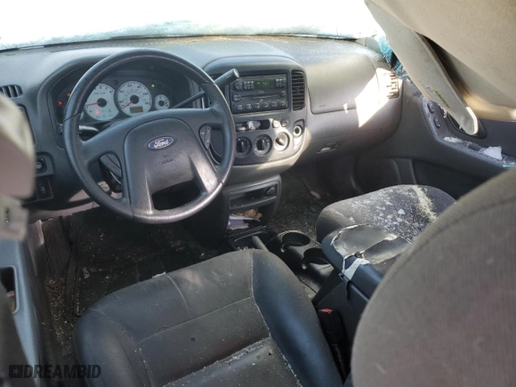 2003 Ford Escape XLS Popular with VIN 1FMYU02113KE14938, listed as a Copart auction lot 87553835 with 249,149 mi miles and Salvage Title. Bid and sale history available at carsss.com. Image 8.