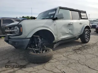 2021 Ford Bronco z VIN 1FMDE5BHXMLB05390, wystawiony jako Copart lot #58194315 z przebiegiem 59 334 mil mil oraz Szkoda całkowita • Salvage title. Historia ofert i sprzedaży dostępna na DreamBid. Obrazek 1.