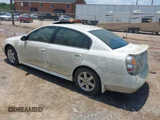 2003 Nissan Altima S z VIN 1N4AL11D63C127766, wystawiony jako IAAI lot #42466602 z przebiegiem 233 623 mil mil oraz . Historia ofert i sprzedaży dostępna na DreamBid. Obrazek 3.