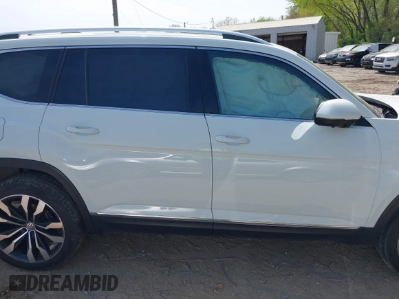 2019 Volkswagen Atlas SEL Premium with VIN 1V2NR2CA4KC612472, listed as a IAAI auction lot 42095556 with 98,397 mi miles and . Bid and sale history available at DreamBid. Image 13.