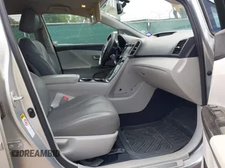 2013 Toyota Venza LE with VIN 4T3BA3BB4DU035888, listed as a IAAI auction lot 42357700 with 177,000 mi miles and . Bid and sale history available at DreamBid. Image 5.