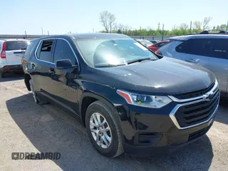 2020 Chevrolet Traverse LS z VIN 1GNERFKW0LJ172972, wystawiony jako IAAI lot #42011302 z przebiegiem 90 799 mil mil oraz . Historia ofert i sprzedaży dostępna na DreamBid. Obrazek 18.
