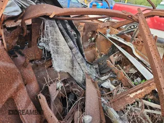 1971 Chevrolet Caprice z VIN 164671Y134698, wystawiony jako Copart lot #62913795 z przebiegiem Nie podano mil oraz Nie do naprawy • Non repairable. Historia ofert i sprzedaży dostępna na DreamBid. Obrazek 10.