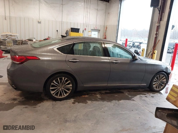 2015 Hyundai Genesis 3.8L with VIN KMHGN4JE1FU029585, listed as a IAAI auction lot 40927798 with 80,425 mi miles. Bid and sale history available at carsss.com. Image 13.