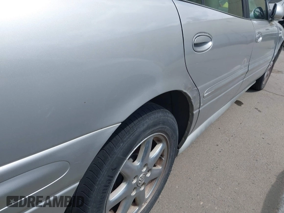 2004 Buick LeSabre Custom with VIN 1G4HP52K044152686, listed as a IAAI auction lot 42040237 with 204,778 mi miles. Bid and sale history available at carsss.com. Image 14.