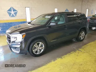 2022 GMC Terrain SLE z VIN 3GKALTEV2NL173115, wystawiony jako Copart lot #58749785 z przebiegiem 245 816 mil mil oraz Czysty tytuł • Clean title. Historia ofert i sprzedaży dostępna na DreamBid. Obrazek 1.
