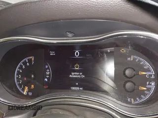 2014 Jeep Grand Cherokee Limited z VIN 1C4RJFBG6EC545417, wystawiony jako IAAI lot #42288236 z przebiegiem 130 229 mil mil oraz . Historia ofert i sprzedaży dostępna na DreamBid. Obrazek 7.