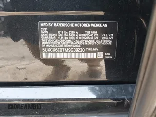 2021 BMW X7 M50i with VIN 5UXCX6C07M9G39230, listed as a IAAI auction lot 41409366 with 63,965 mi miles. Bid and sale history available at carsss.com. Image 9.